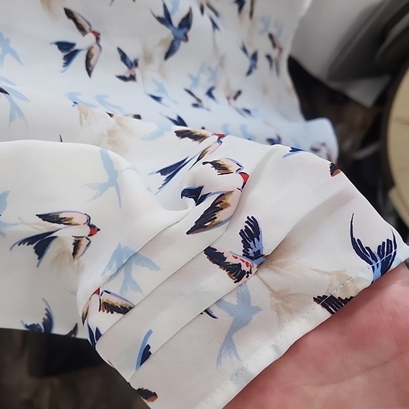 DR2 Sheer 3/4 Sleeve Top sz L - Picture 3 of 9